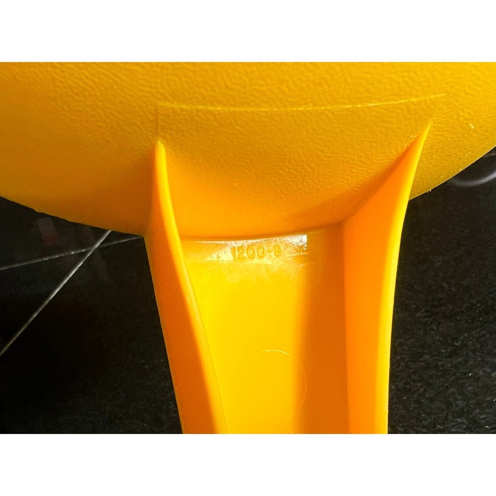 Vintage TUPPERWARE Yellow Colander Strainer #1200-3 One Quart EUC - Picture 7 of 9